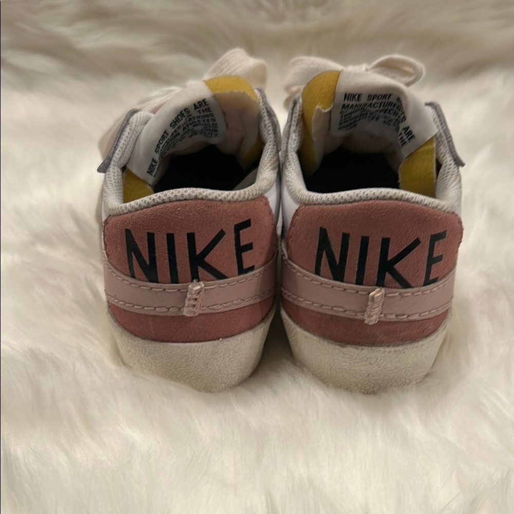 Nike Blazer Low 77 White Pink Oxford Shoes